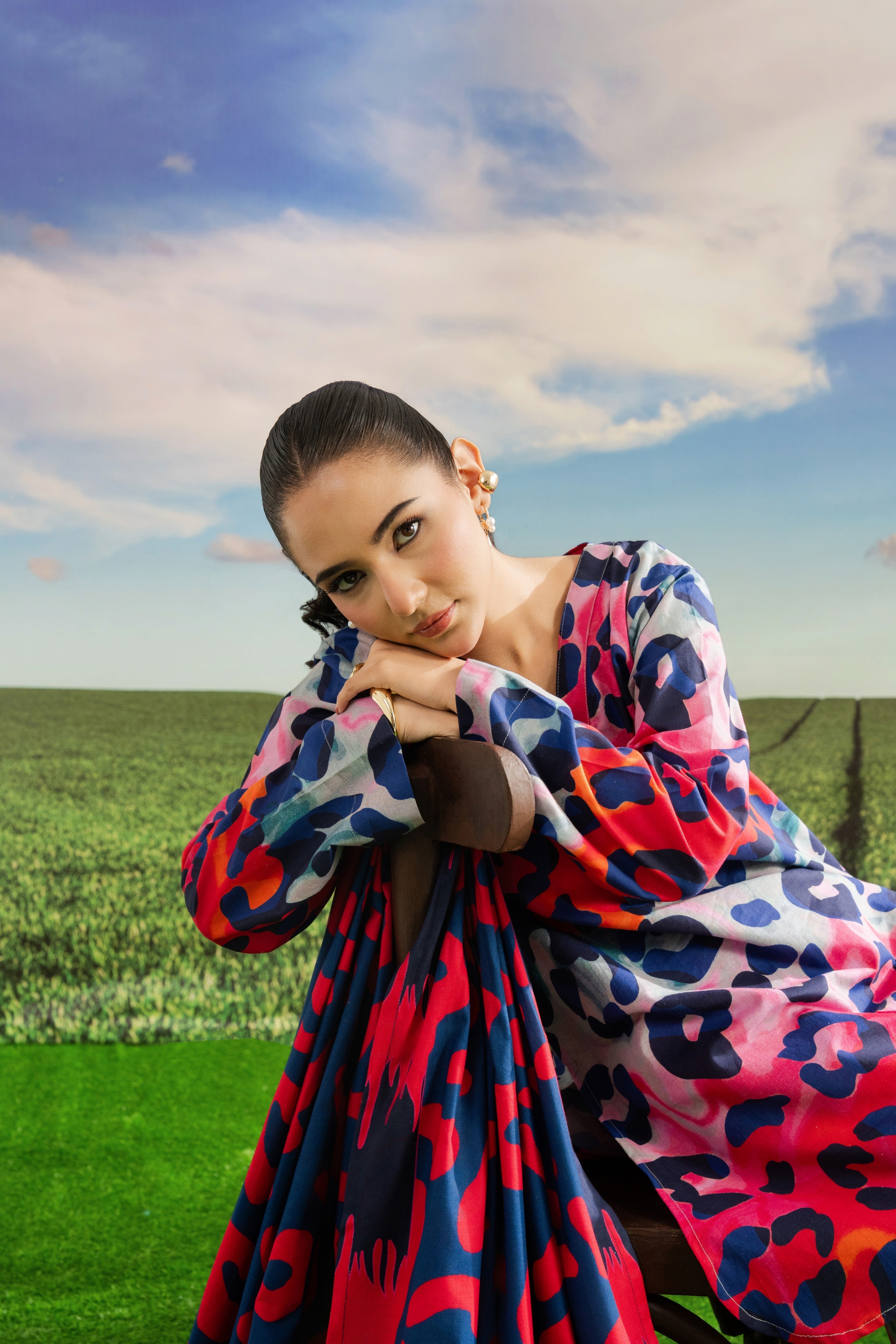 STITCHED 3PC KHADDAR PRINTED WITH PRINTED SHAWL-    CALYN