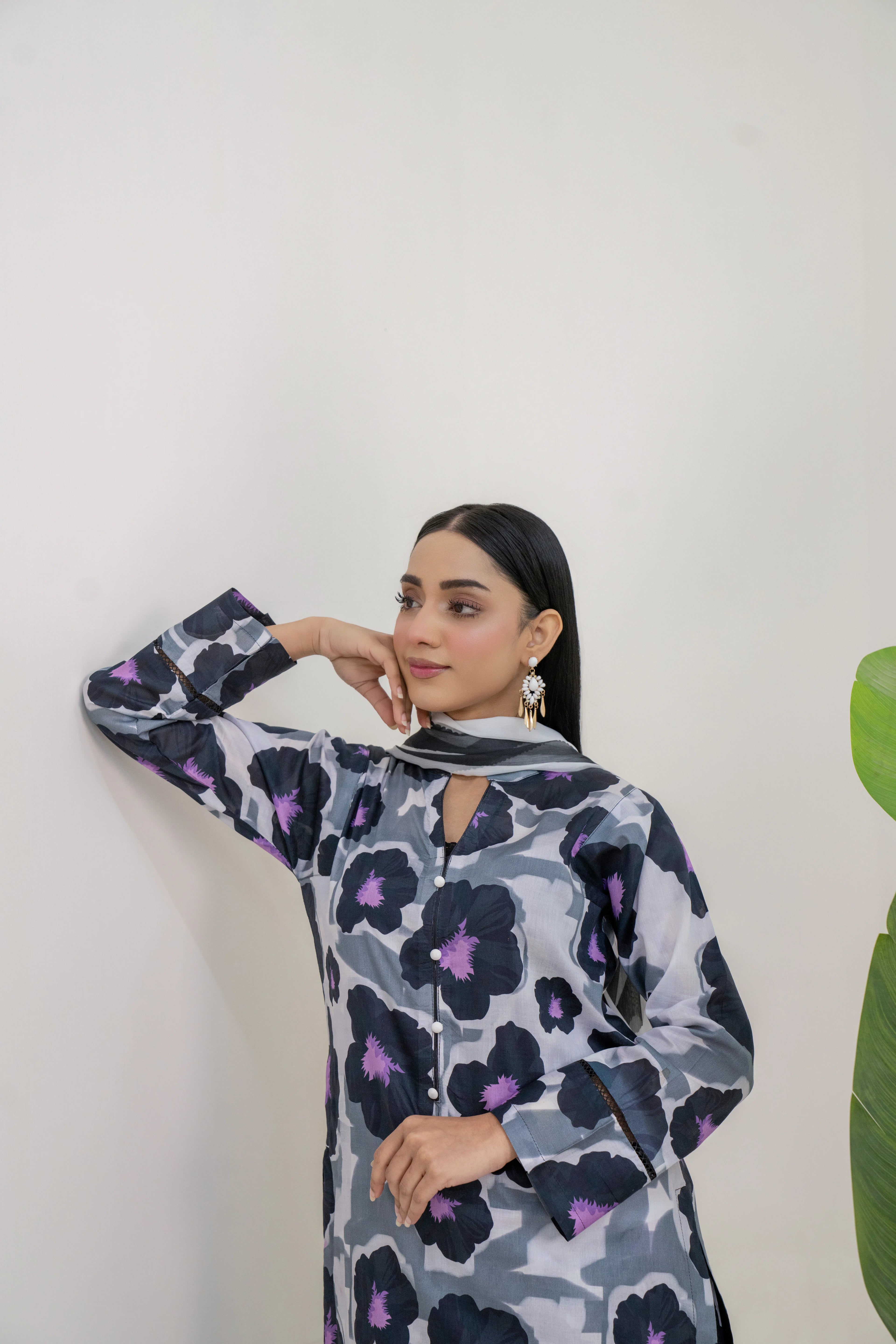 Ebonia | 3 piece - Unstitched - Lawn