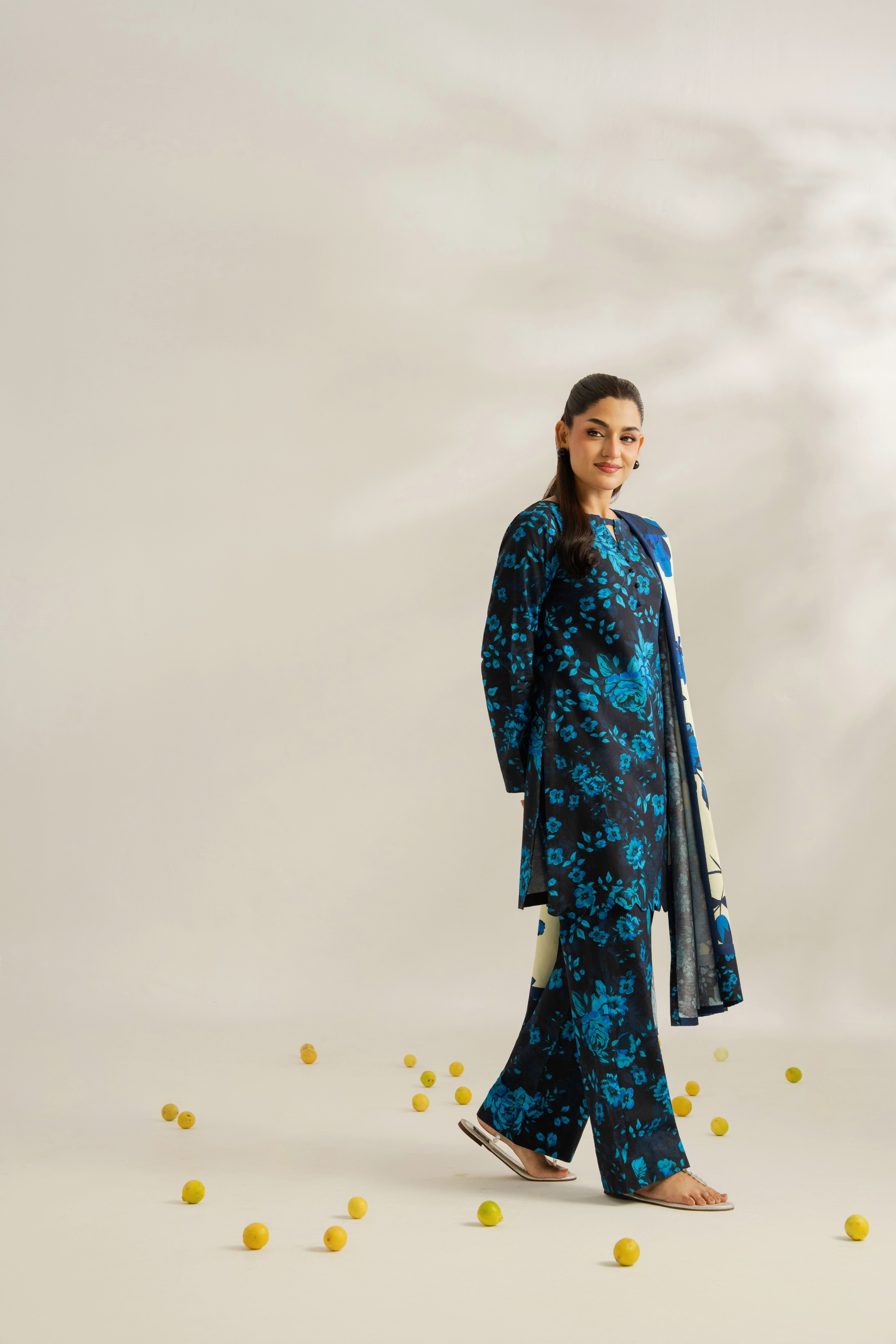 STITCHED 3PC KHADDAR PRINTED WITH PRINTED SHAWL- KELNOR