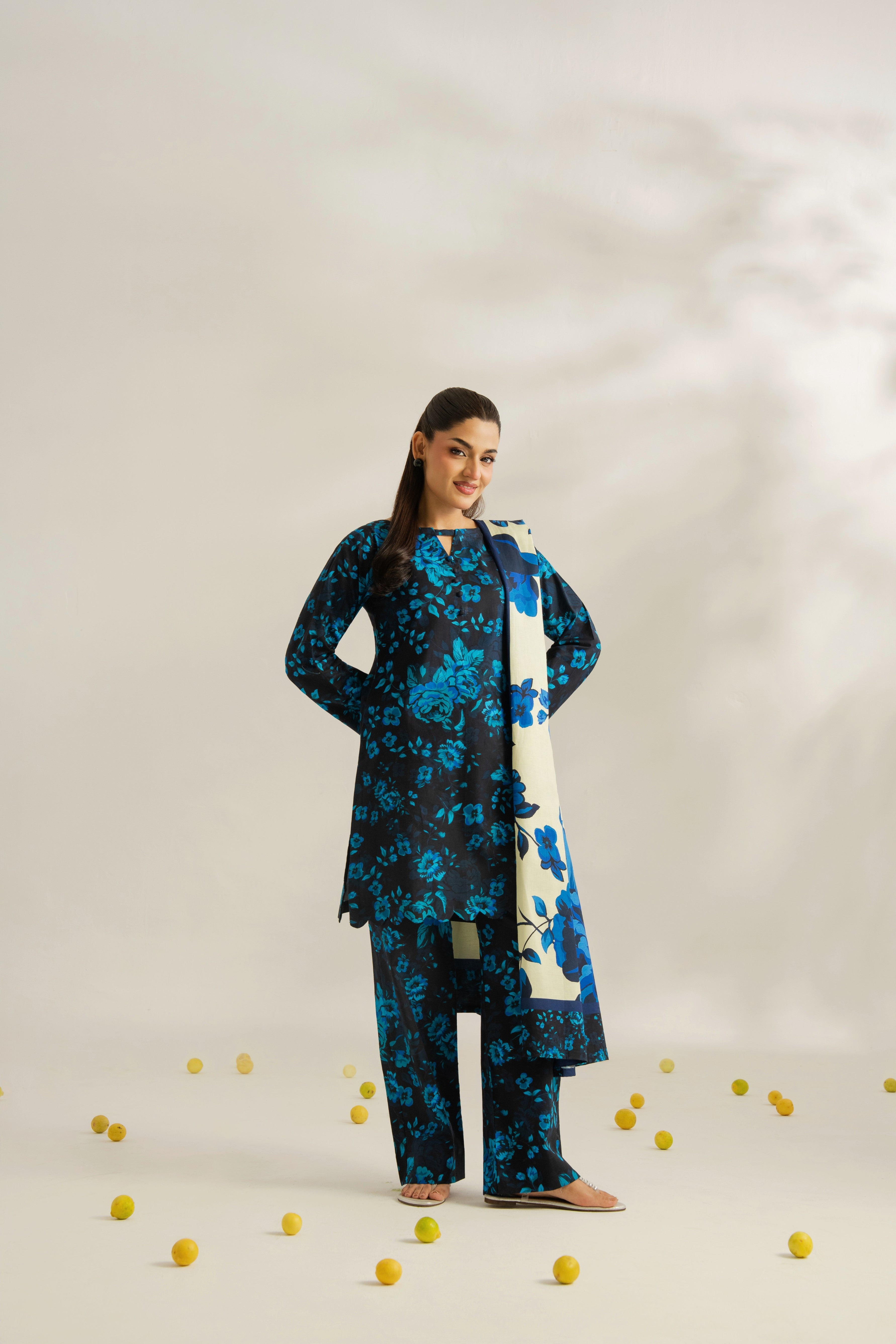 STITCHED 3PC KHADDAR PRINTED WITH PRINTED SHAWL- KELNOR